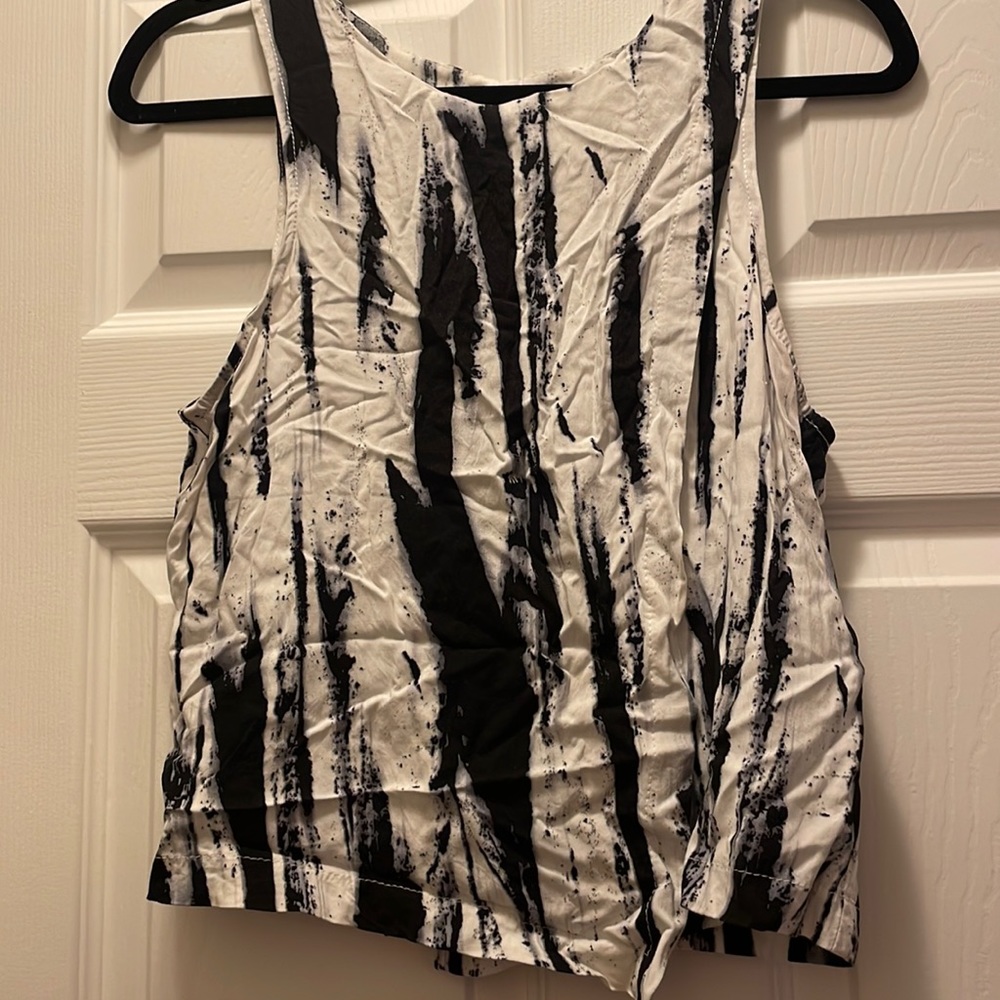 Eight sixty from south moon under tank blouse